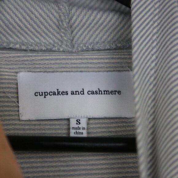CUPCAKES AND CASHMERE Striped Drapery Open Front Cardigan - Picture 3 of 5